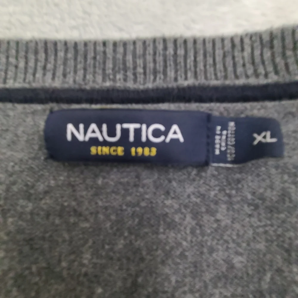 Nautica Men's‎ V-Neck Classic Fit Size X-Large Gray Sweater Pullover